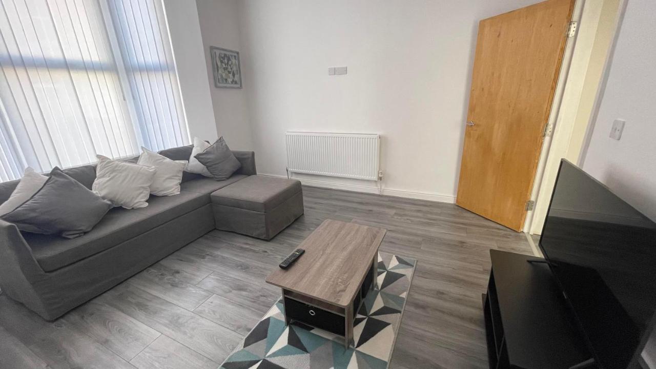 Ryan Air I Bnb - Lfc Apartments Liverpool Exterior foto