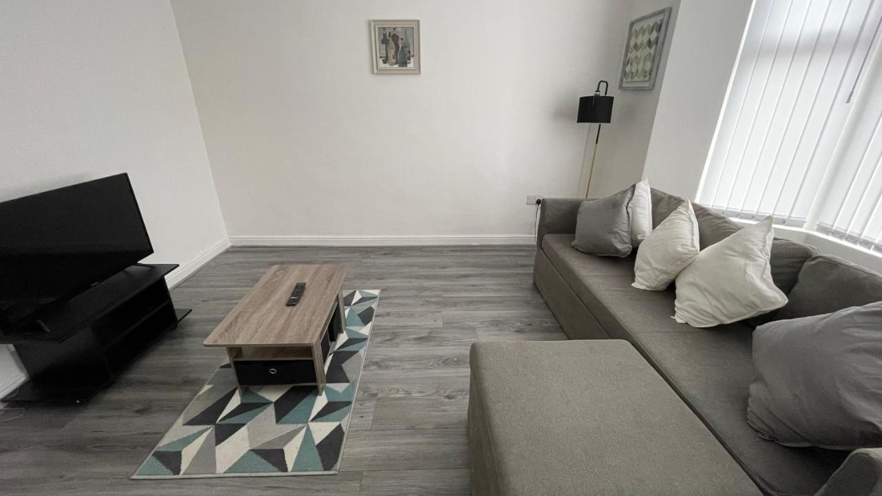 Ryan Air I Bnb - Lfc Apartments Liverpool Exterior foto